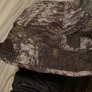A browning hunting/ fishing style, waterproof Gortex hat really nice